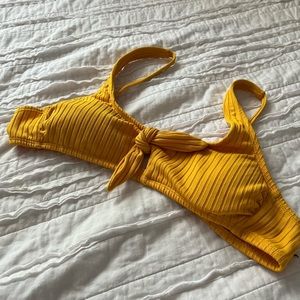 Swimsuit Top Size M